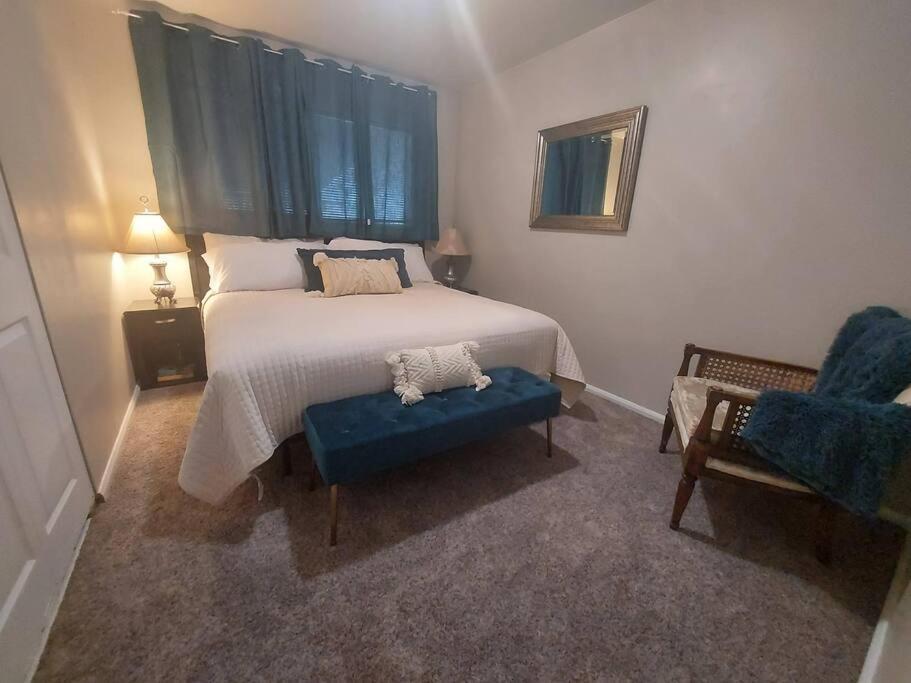 Cheerful 3 Bedroom House. Great Location كولورادو سبرينغس المظهر الخارجي الصورة