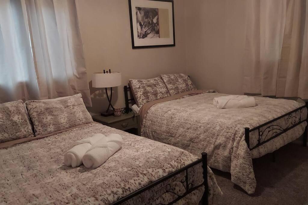 Cheerful 3 Bedroom House. Great Location كولورادو سبرينغس المظهر الخارجي الصورة